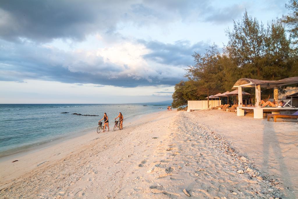 Palmeto Village Gili Trawangan Exterior photo