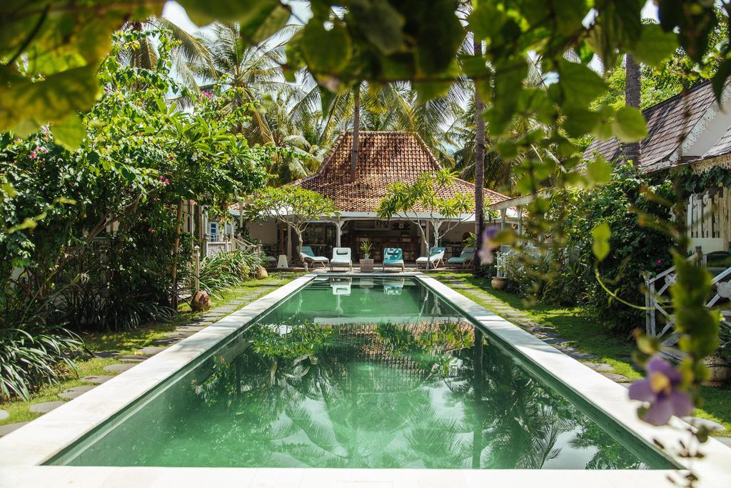Palmeto Village Gili Trawangan Exterior photo
