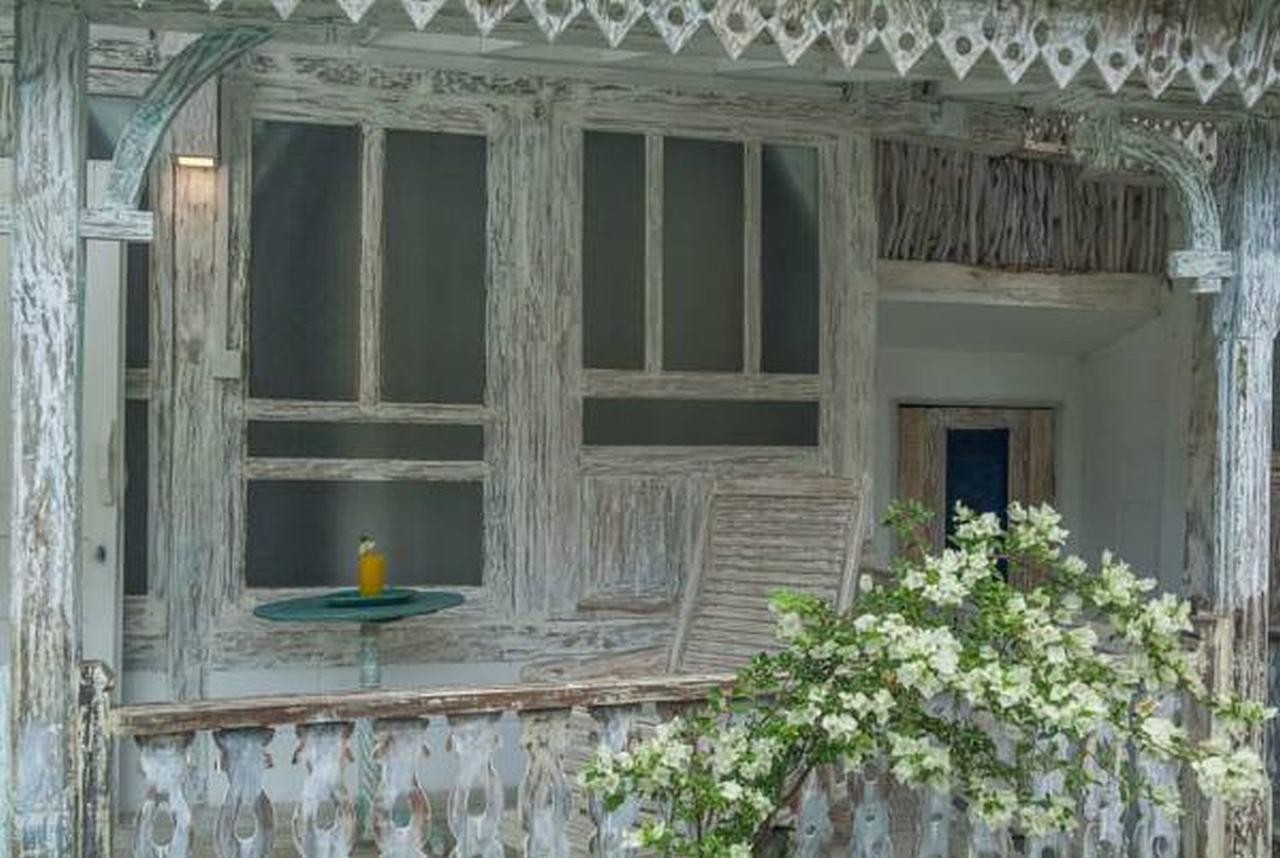 Palmeto Village Gili Trawangan Exterior photo
